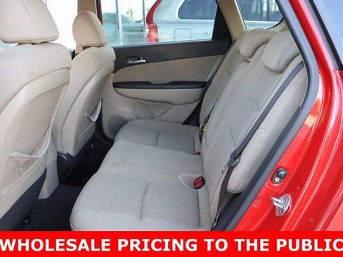 Used 2010 Hyundai Elantra SE image 13