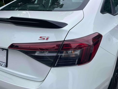 Certified 2025 Honda Civic Si image 9