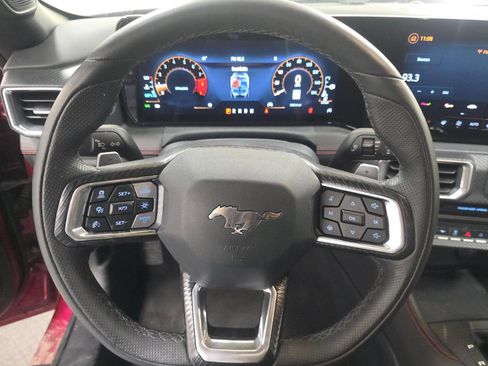 Used 2025 Ford Mustang GT Premium w/ GT Performance Package RWD image 13