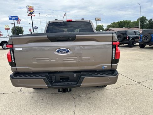 Used 2023 Ford F150 Lightning XLT AWD/4WD image 5