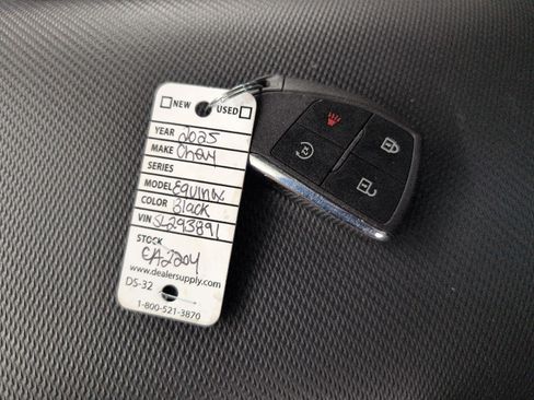 Used 2025 Chevrolet Equinox LT AWD/4WD image 27