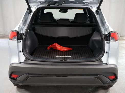 Used 2025 Toyota Corolla Cross AWD Hybrid w/ Convenience Package image 38