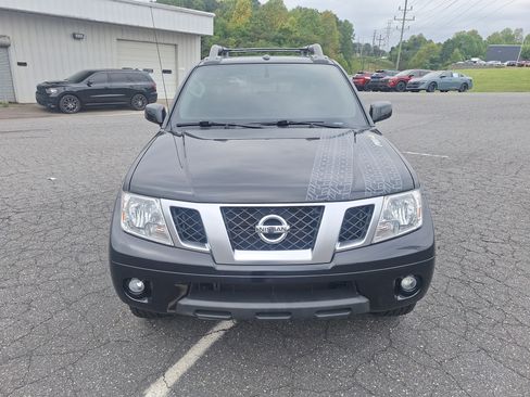 Certified 2020 Nissan Frontier PRO-4X w/ Pro-4x Utility Package AWD/4WD image 2
