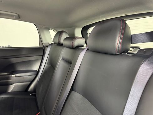 Used 2024 Mitsubishi Outlander Sport SE image 23