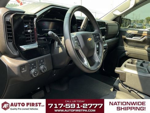 Used 2023 Chevrolet Silverado 1500 LT w/ Protection Package AWD/4WD image 7