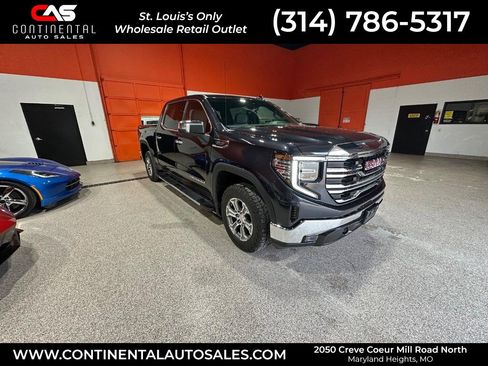 Used 2023 GMC Sierra 1500 SLT image 1