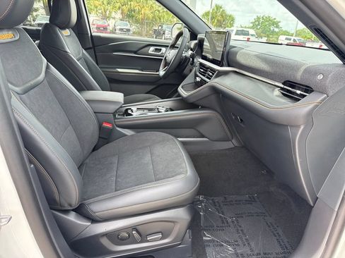 New 2026 Ford Explorer Tremor w/ Tremor Convenience Package AWD/4WD image 23