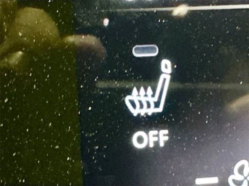 Used 2022 INFINITI Q60 3.0t Luxe w/ Style Package image 21