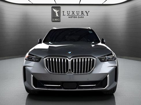 Used 2024 BMW X5 sDrive40i RWD image 3