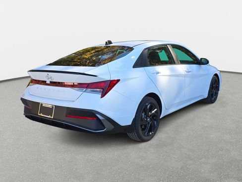 New 2026 Hyundai Elantra Sport image 5