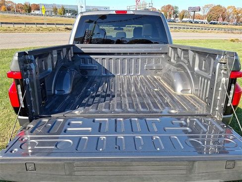 Used 2023 Ford F150 Lightning Pro image 27