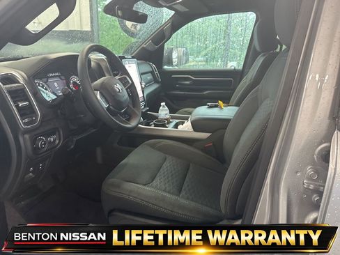 Used 2025 RAM 1500 Big Horn AWD/4WD image 10
