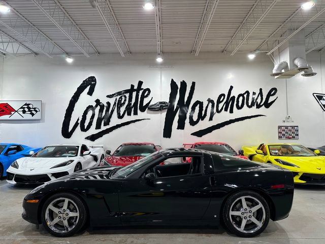 Used 2007 Chevrolet Corvette Coupe w/ Preferred Equipment Group RWD image 2