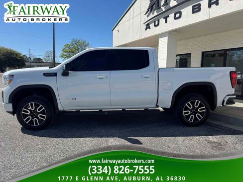 Used 2019 GMC Sierra 1500 AT4 w/ AT4 Premium Package image 9