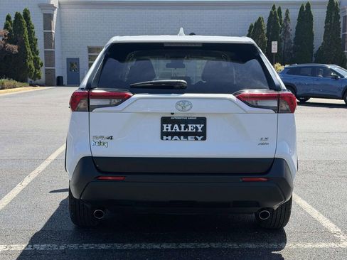 Used 2024 Toyota RAV4 LE image 20