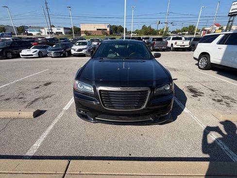 Used 2014 Chrysler 300 C AWD/4WD image 8