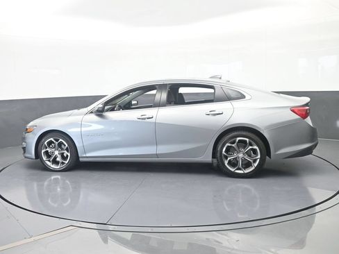 Used 2024 Chevrolet Malibu LT FWD image 3