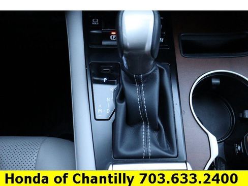 Used 2020 Lexus RX 350L Premium image 17