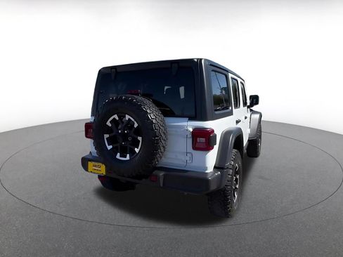 Used 2025 Jeep Wrangler Unlimited Rubicon AWD/4WD image 11