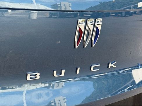 New 2026 Buick Envista Sport Touring image 13