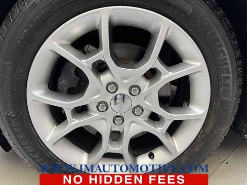 Used 2015 Dodge Charger SXT w/ AWD Plus Group image 9