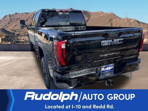 Used 2024 GMC Sierra 2500 Denali Ultimate image 3
