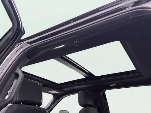 Used 2025 Ford F150 Lariat w/ Equipment Group 502A High image 25