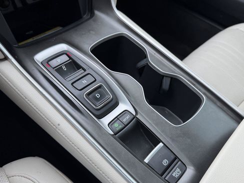 Used 2020 Honda Accord Touring image 26