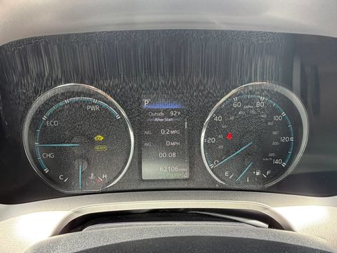 Used 2018 Toyota RAV4 Limited AWD/4WD image 15