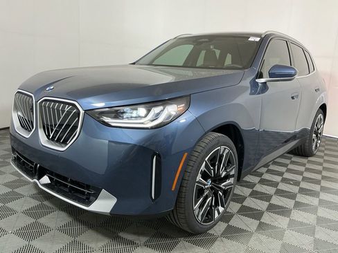 New 2026 BMW X3 xDrive30 w/ Premium Package image 2