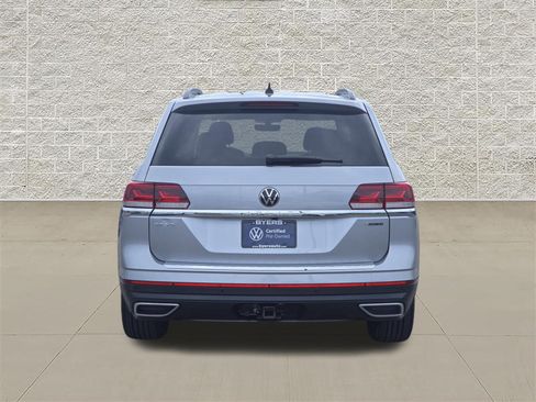 Certified 2023 Volkswagen Atlas SE w/ Panoramic Sunroof Package AWD/4WD image 6