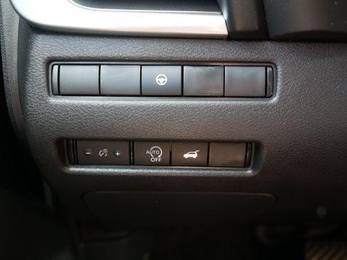 Certified 2023 Nissan Rogue SV w/ SV Premium B Package AWD/4WD image 26