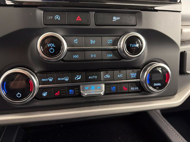 Used 2024 Ford Expedition XLT RWD image 27