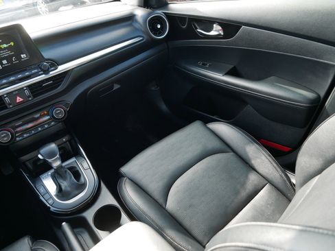 Certified 2019 Kia Forte EX w/ EX Launch Edition image 11