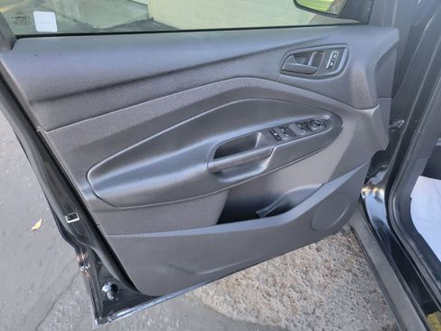 Used 2014 Ford Escape S image 12