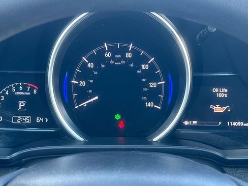 Used 2018 Honda Fit EX image 24