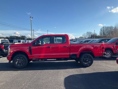 New 2026 Ford F250 XL w/ STX Appearance Package AWD/4WD image 8
