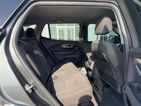 Used 2021 GMC Terrain SLE w/ Driver Convenience Package image 10