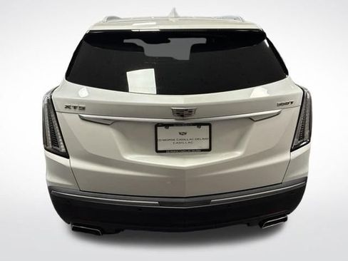 Used 2021 Cadillac XT5 Luxury FWD image 4