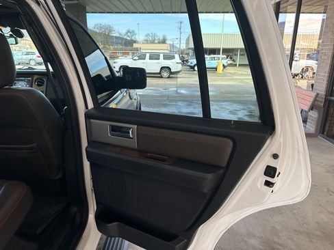 Used 2015 Ford Expedition King Ranch image 28