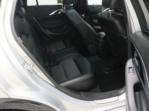 Used 2019 INFINITI QX30 w/ Navigation Package FWD image 37