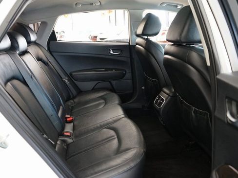 Used 2018 Kia Optima EX image 12