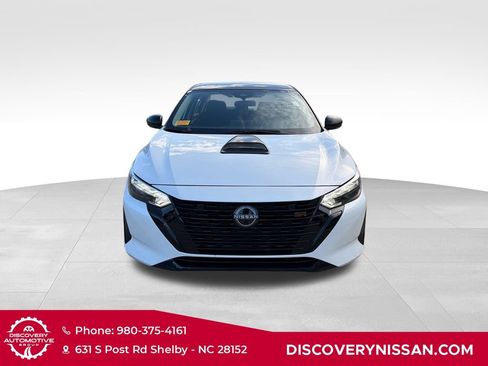 Certified 2025 Nissan Sentra SR w/ Midnight Edition FWD image 2