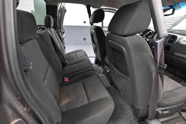 Used 2011 Chevrolet Silverado 2500 LT w/ Interior Plus Package AWD/4WD image 32