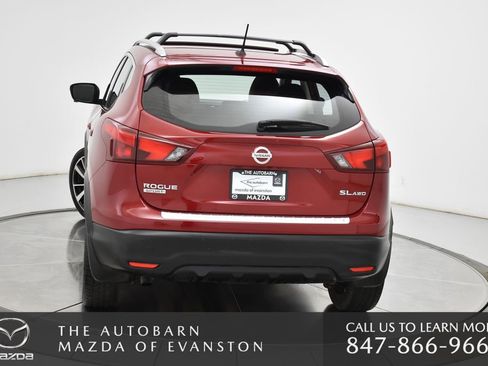Used 2017 Nissan Rogue Sport SL w/ SL Premium Package image 10