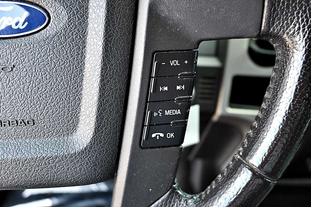 Used 2011 Ford F150 XLT w/ XLT Convenience Pkg RWD image 14