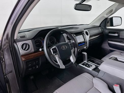 Used 2016 Toyota Tundra Limited w/ Limited Premium Package AWD/4WD image 10