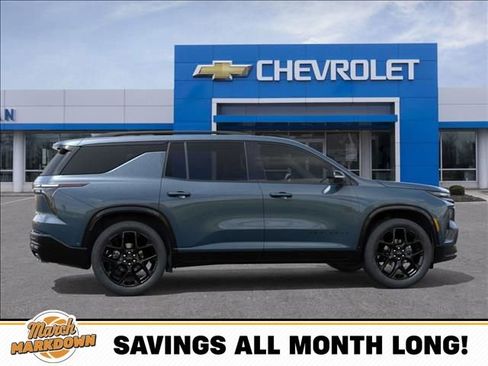 New 2026 Chevrolet Traverse RS w/ LPO, Floor Liner Package image 5