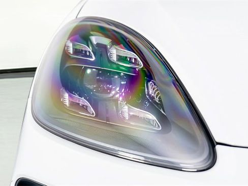 Used 2022 Porsche Cayenne S image 10