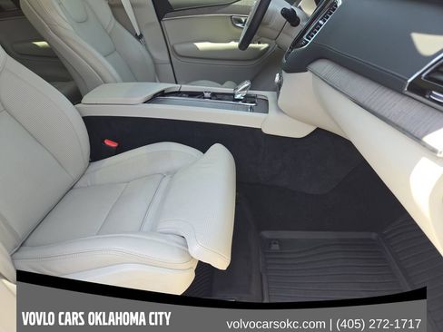 Certified 2023 Volvo XC90 B6 Ultimate w/ Protection Package Premier AWD/4WD image 16